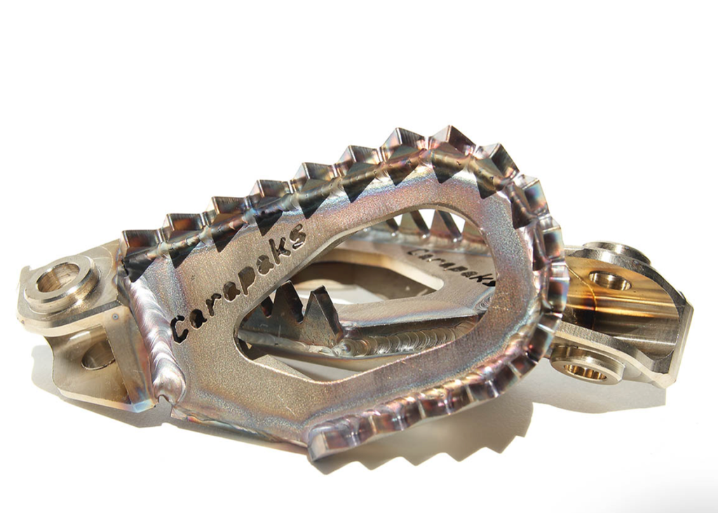 [FP075] Carapaks підніжки пілота KTM/HQV/701 ENDURO 2007-2020  5 mm down, 0 mm back